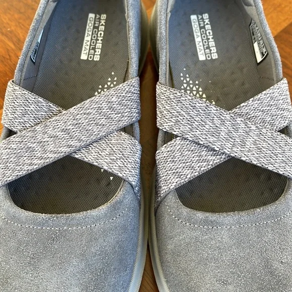 NEVER WORN SKECHERS GOWALK LITE MARY JANE - CHERISHED - CHARCOAL - SIZE 7 - Picture 6 of 6